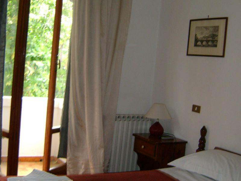 FAMILY HOUSE 2*