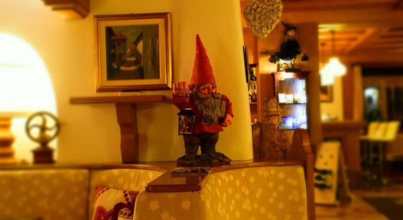 FOLGARIA POST HOTEL 4*