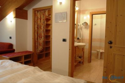 GIANNA MADONNA DI CAMPIGLIO 4*