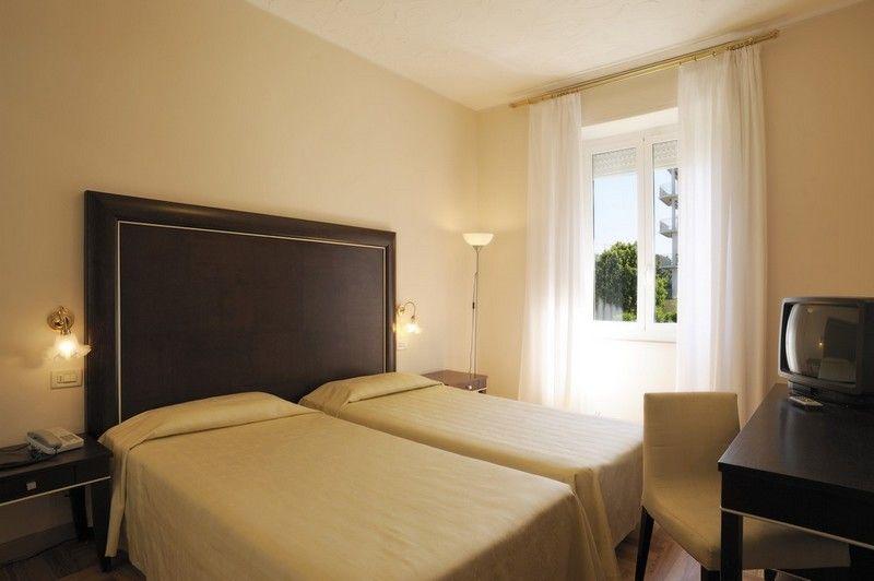 GRAND HOTEL MEDITERRANEE 4*