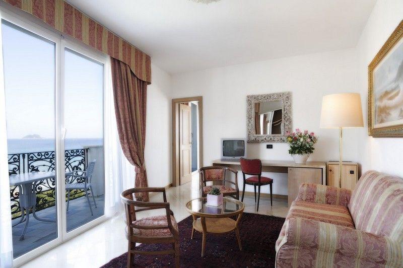 GRAND HOTEL MEDITERRANEE 4*