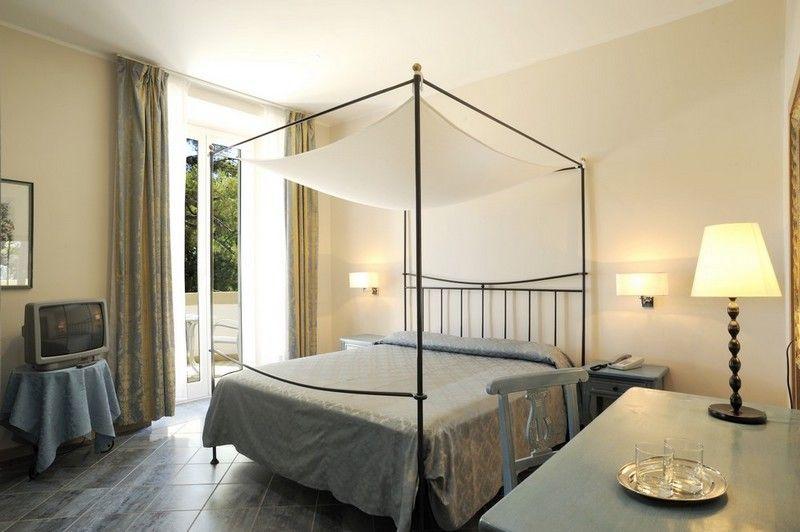 GRAND HOTEL MEDITERRANEE 4*
