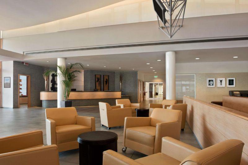 HILTON GARDEN INN ROME AIRPORT 4*