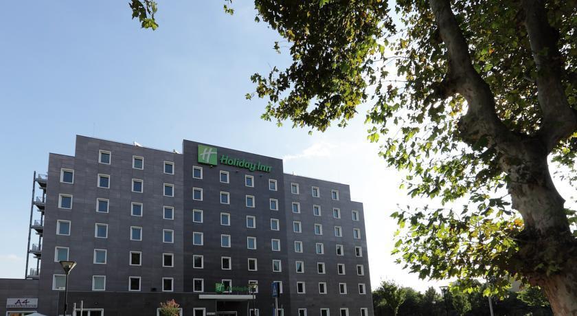 HOLIDAY INN MILAN NORD ZARA 4*