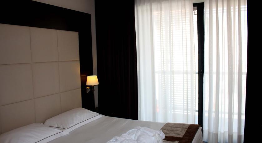IDEA HOTEL MILANO WATTTREDICI 4*