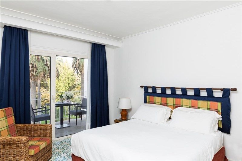 LA RESIDENZA SORRENTO 4*