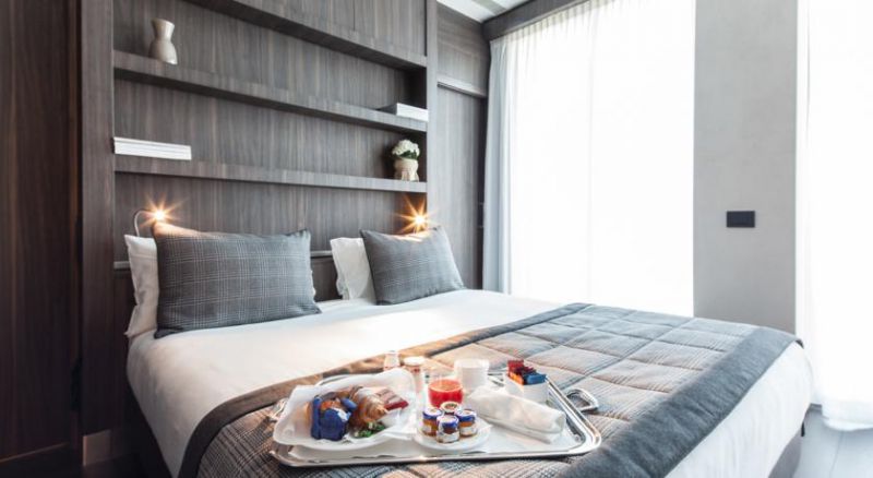 HYATT CENTRIC MILAN CENTRALE (ex.LAGARE HOTEL MILANO CENTRALE MGALLERY BY SOFITEL) 4*