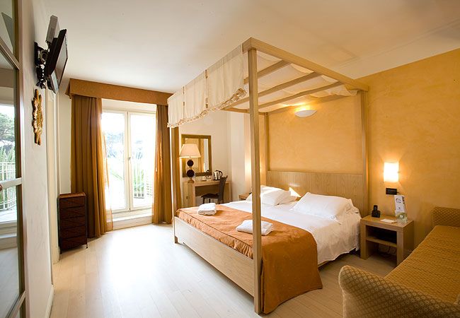 LOGOS HOTEL FORTE DEI MARMI 4*