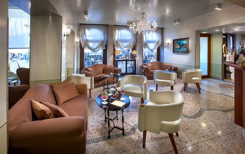 LONDRA PALACE VENICE 4*