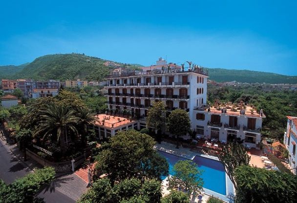 MAJESTIC PALACE 4*