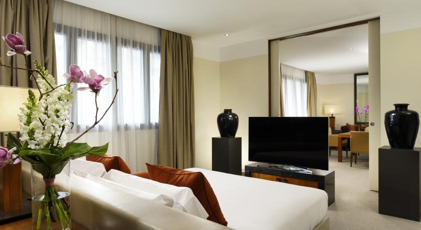 MILAN SUITE 4*