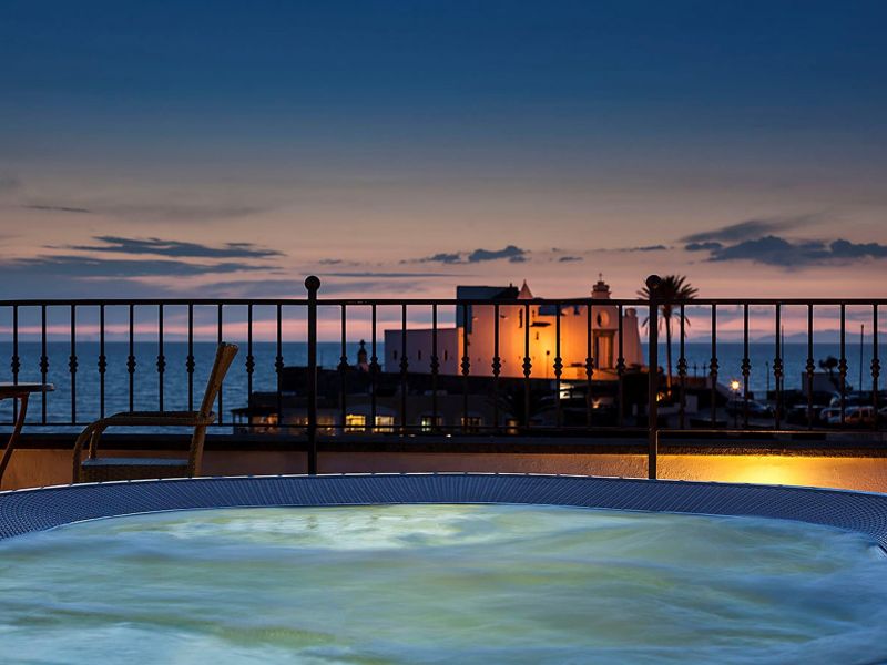 NETTUNO 4*