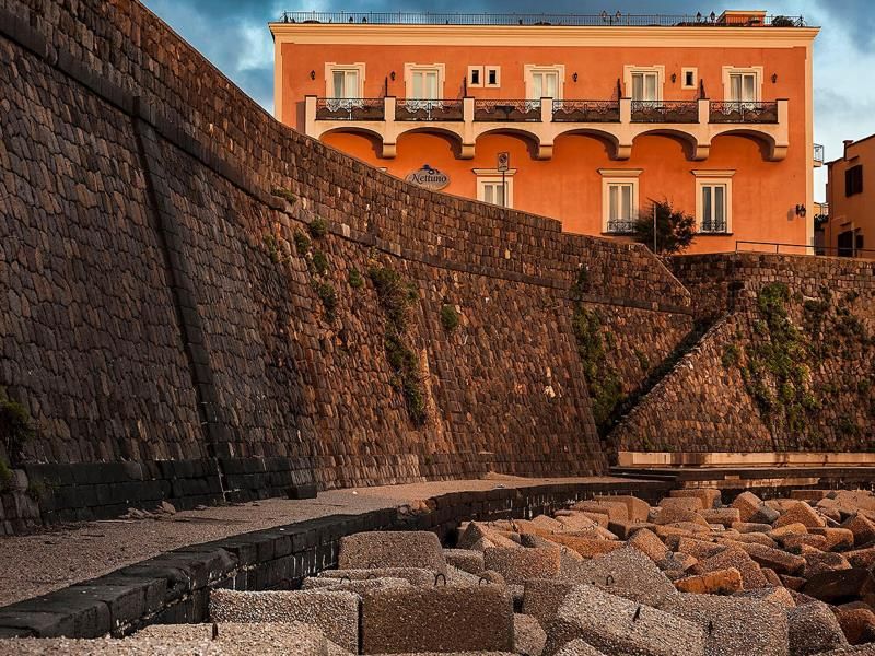NETTUNO 4*