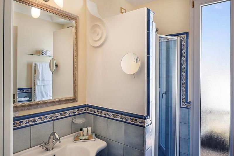 NETTUNO 4*