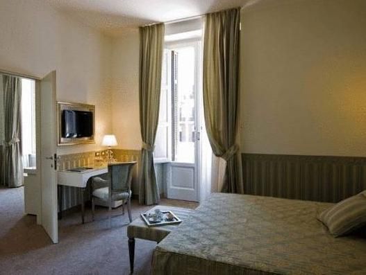 ORIENTE BARI 4*