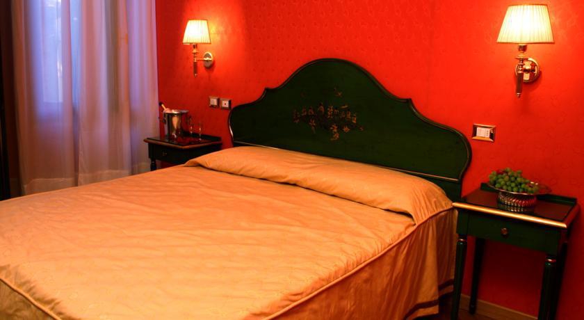 PALAZZO CENDON LE MANSARDE 3*