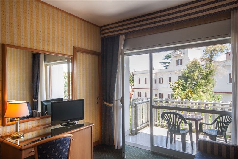 MASSIMI CITY GARDEN (EX. PARK HOTEL) 4*