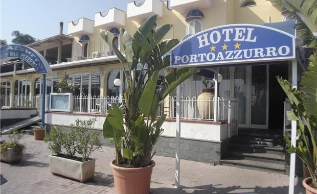 PORTO AZZURRO 3*