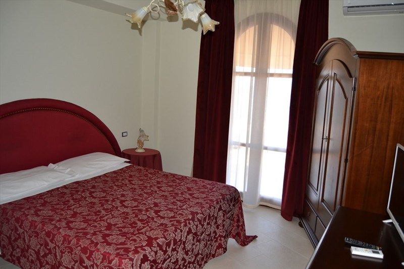 PORTO AZZURRO 3*