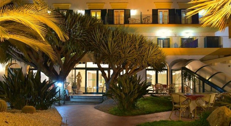 PUNTA DEL SOLE 4*