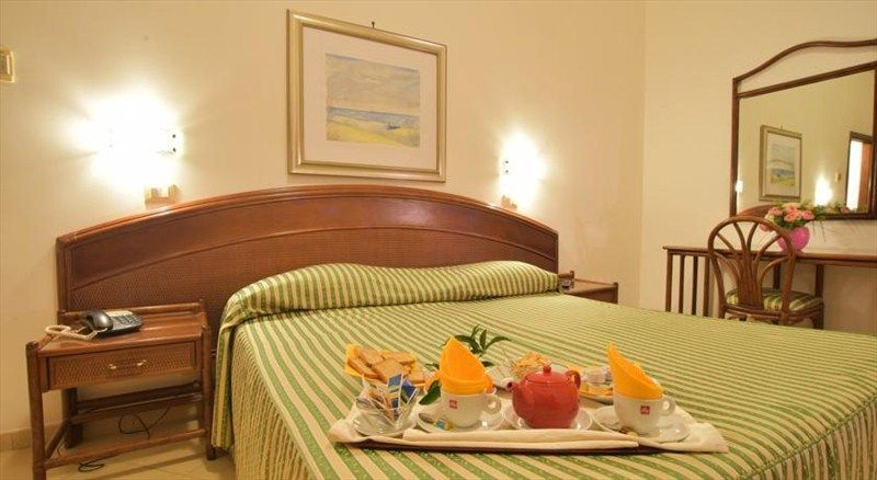 PUNTA DEL SOLE 4*