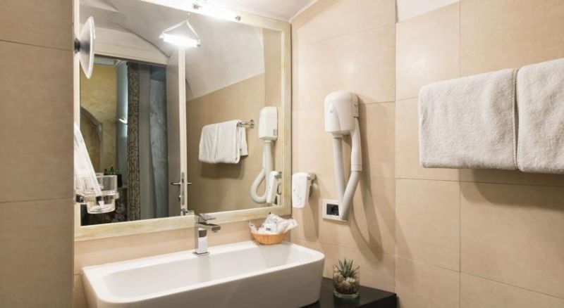 RELAIS MADDALENA 1*