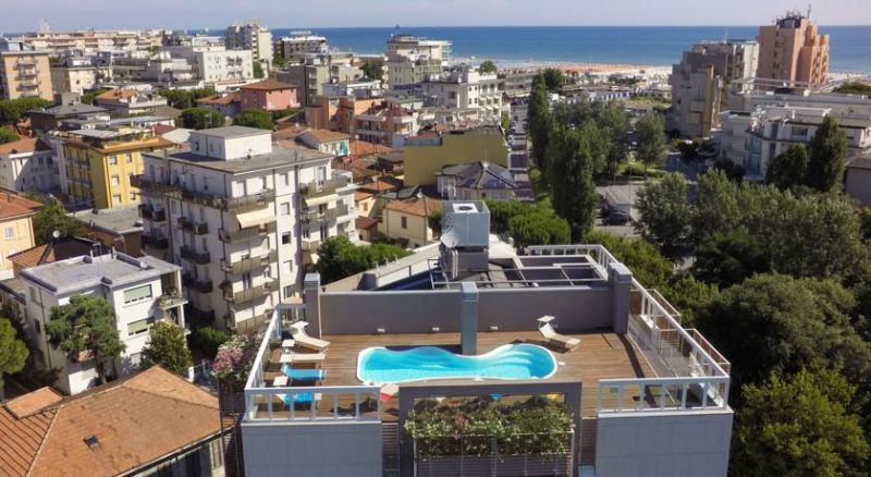 RESIDENCE DELFINA APT 4*