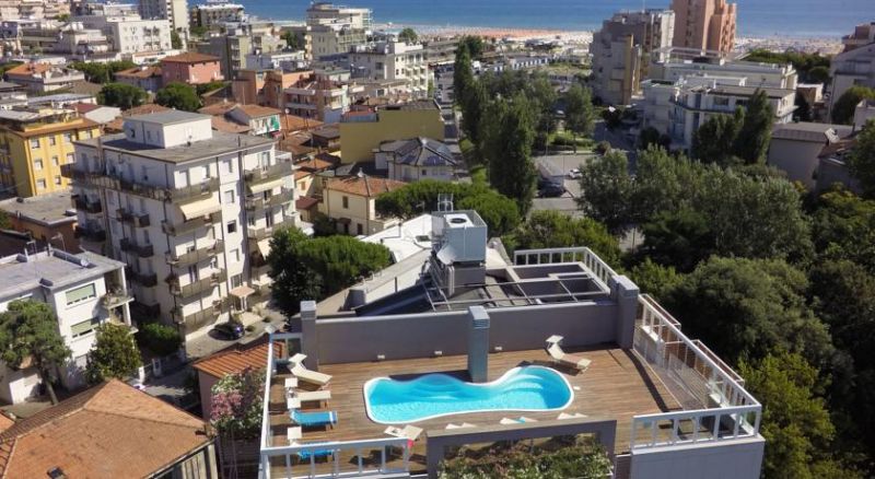 RESIDENCE DELFINA APT 4*