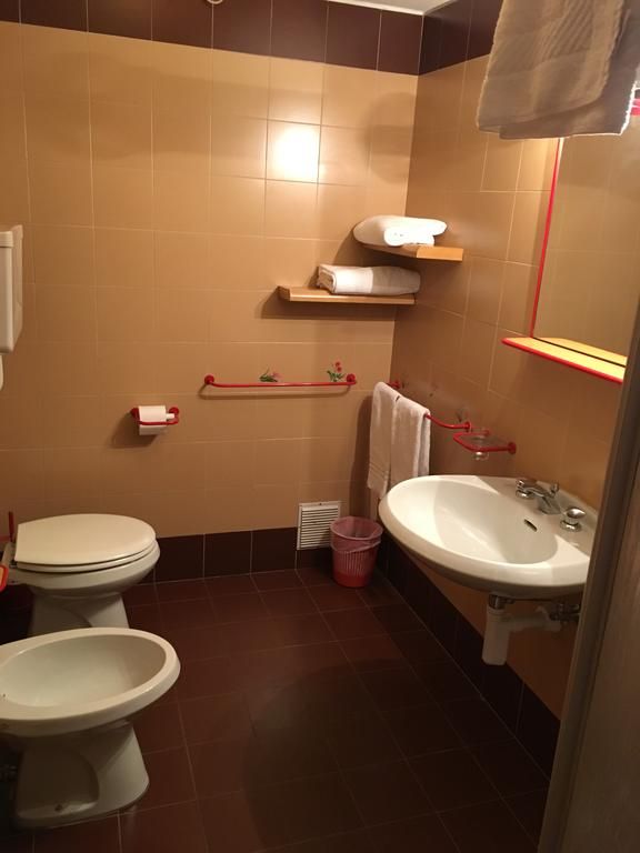 RESIDENZA 3-TRE 3*