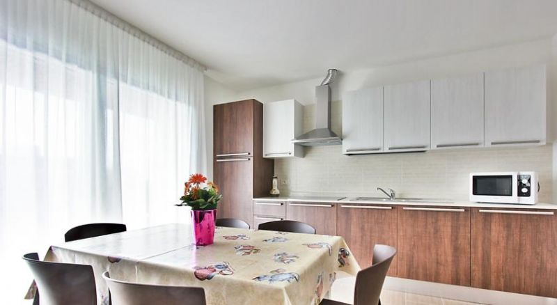 RESIDENZA MONICA LIGNANO 3*