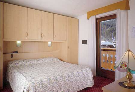 VILLA EMMA MADONNA DI CAMPIGLIO — дополнительное фото 3