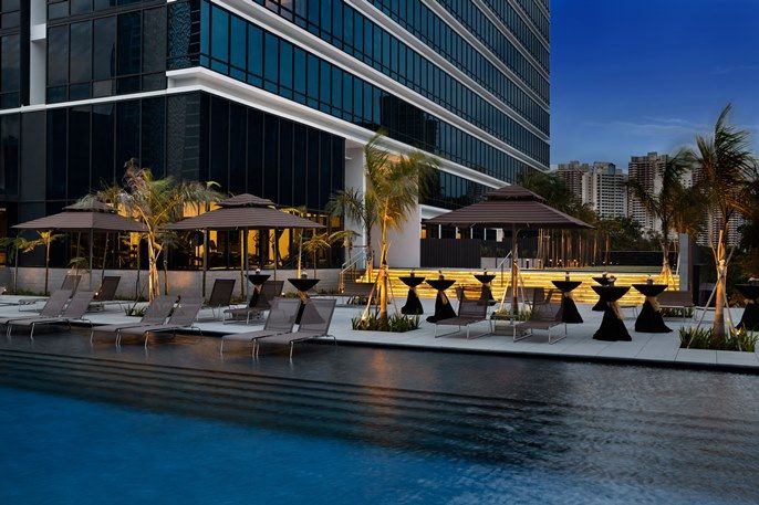 RAMADA 4*