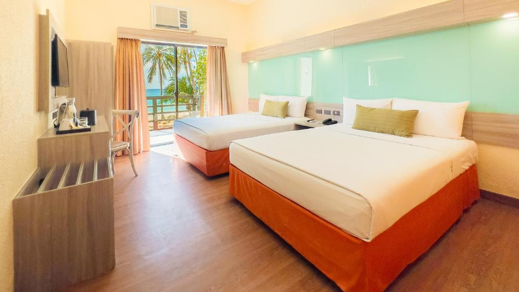 MICROTEL BORACAY 4*