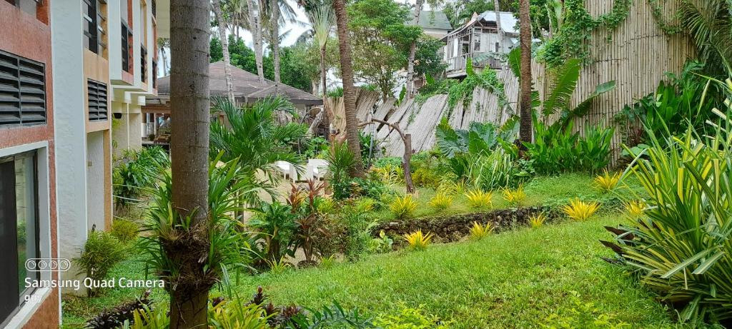 MICROTEL BORACAY 4*