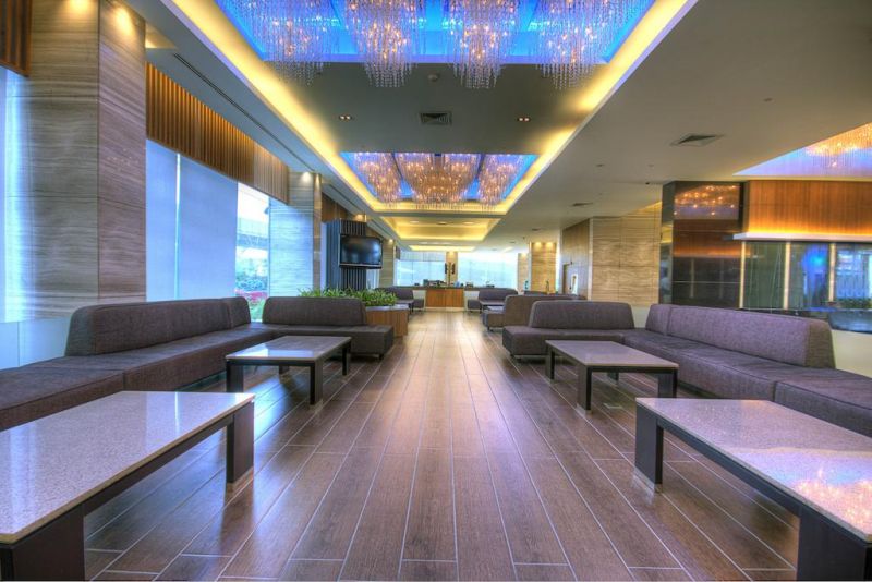 HOLIDAY INN EXPRESS (EX. REMINGTON) 3*