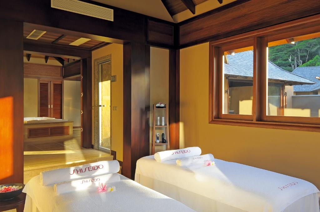 CONSTANCE EPHELIA RESORT 5*