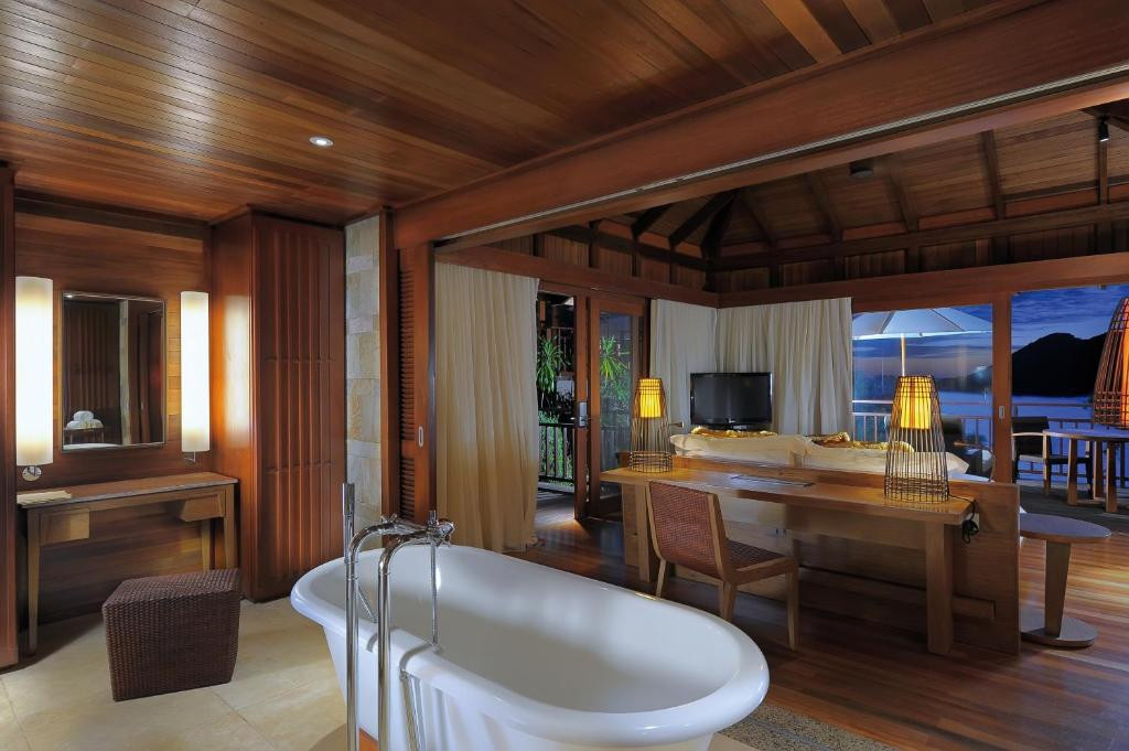 CONSTANCE EPHELIA RESORT 5*