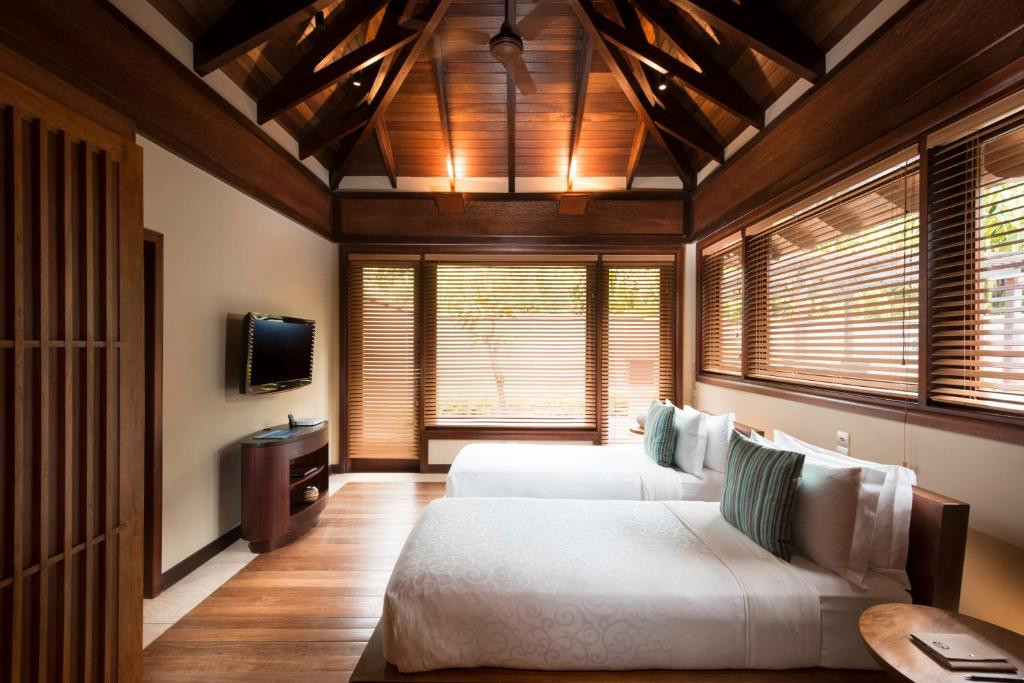 CONSTANCE EPHELIA RESORT 5*
