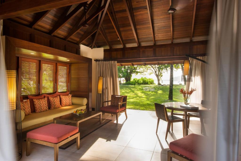 CONSTANCE EPHELIA RESORT 5*
