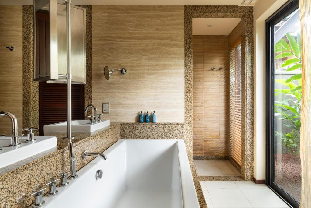 CONSTANCE EPHELIA RESORT 5*