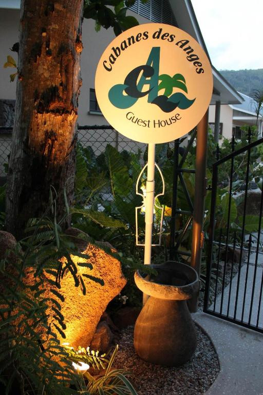 CABANES DES ANGES APT 3*