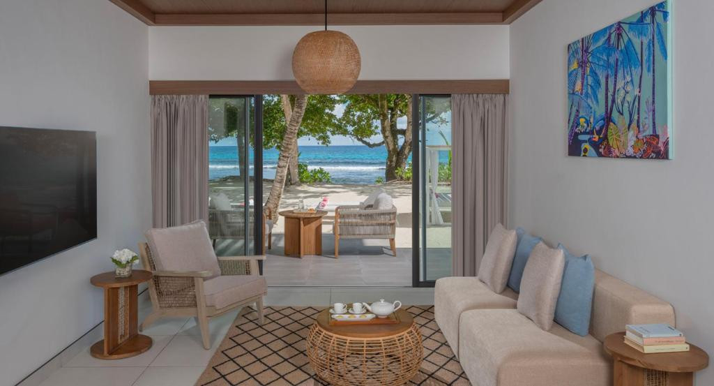 AVANI+ BARBARONS SEYCHELLES (EX. LE MERIDIEN BARBARONS) 4*