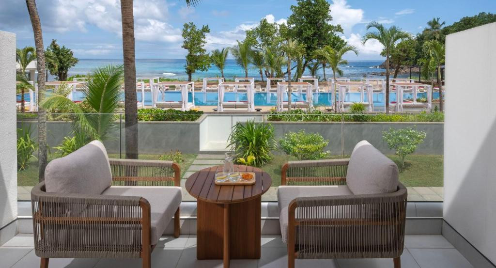 AVANI+ BARBARONS SEYCHELLES (EX. LE MERIDIEN BARBARONS) 4*