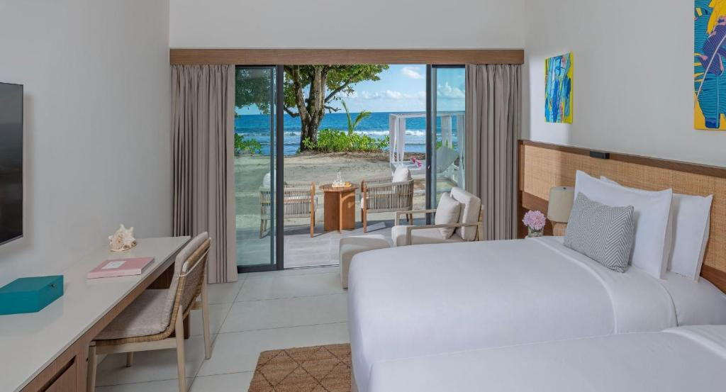 AVANI+ BARBARONS SEYCHELLES (EX. LE MERIDIEN BARBARONS) 4*
