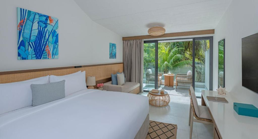 AVANI+ BARBARONS SEYCHELLES (EX. LE MERIDIEN BARBARONS) 4*