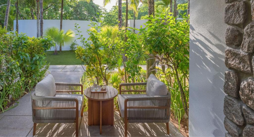 AVANI+ BARBARONS SEYCHELLES (EX. LE MERIDIEN BARBARONS) 4*
