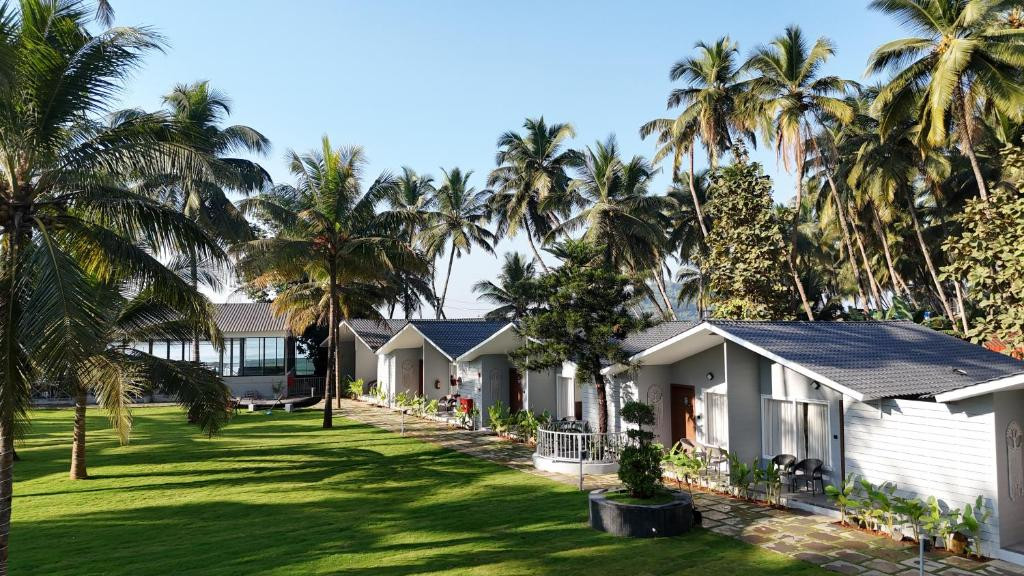 TRISHVAM PALOLEM BEACH RESORT (EX. PALOLEM BEACH RESORT) 3*