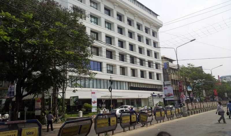 AVENUE REGENT 4*