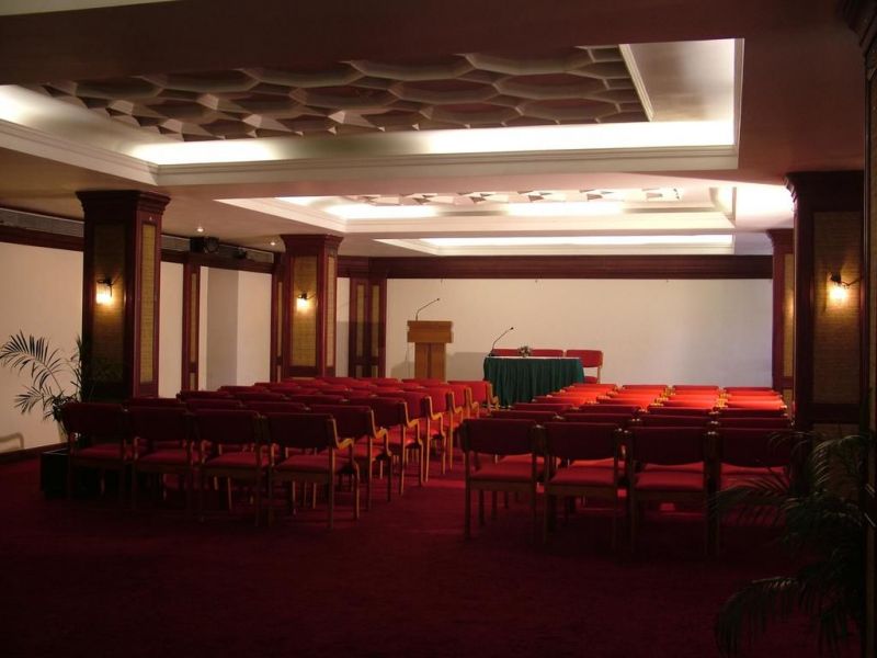 AVENUE REGENT 4*