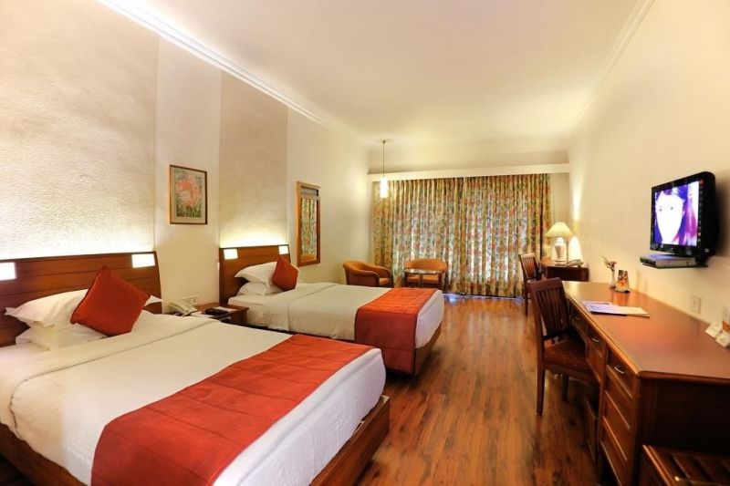 AVENUE REGENT 4*